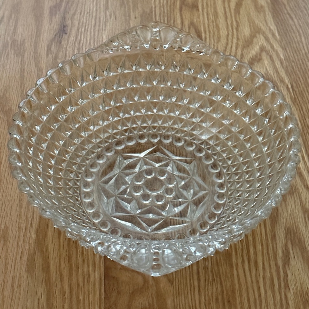 Vintage Pressed Glass Serving Bowl - Clear Diamond Pattern